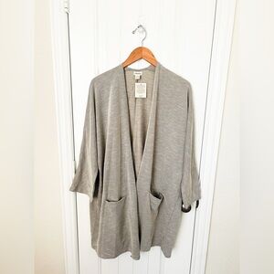 NWT DONNI. Gray Cardigan Duster Sweater Size One Size Fits All